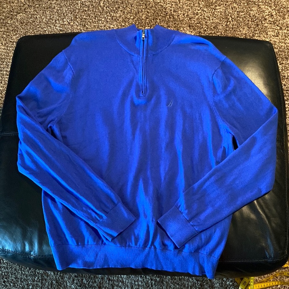 Nautica Men’s 1/4 Zip Sweater.